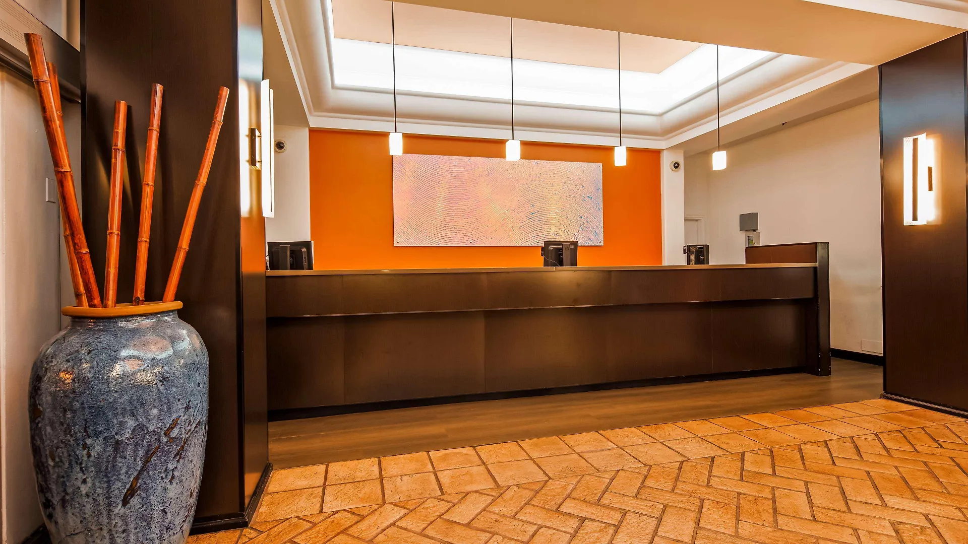 ***  Best Western The Plaza Hotel Honolulu Airport - Free Breakfast США