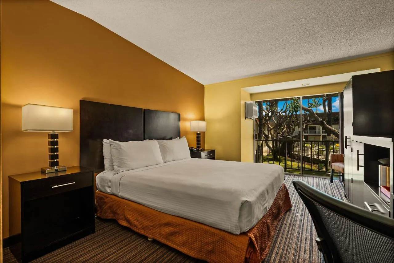 Best Western The Plaza Hotel Honolulu Airport - Free Breakfast