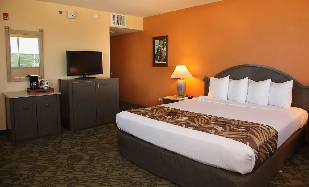 Best Western The Plaza Hotel Honolulu Airport - Free Breakfast